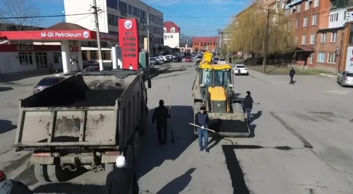 BEEF1E25-D292-4ED9-B580-D83BB14A7519